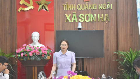 Họp Ban Chỉ đạo rà soát hộ nghèo, hộ cận nghèo xã Sơn Hạ năm 2025.